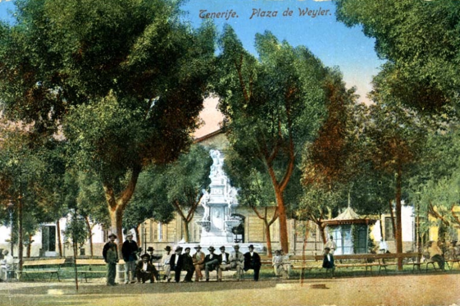 Plaza Weyler. Santa Cruz