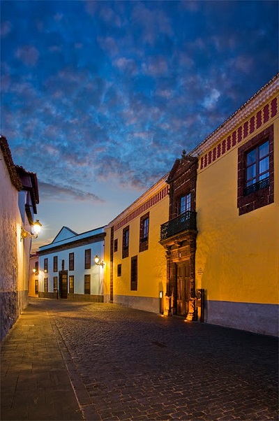 La Laguna noche