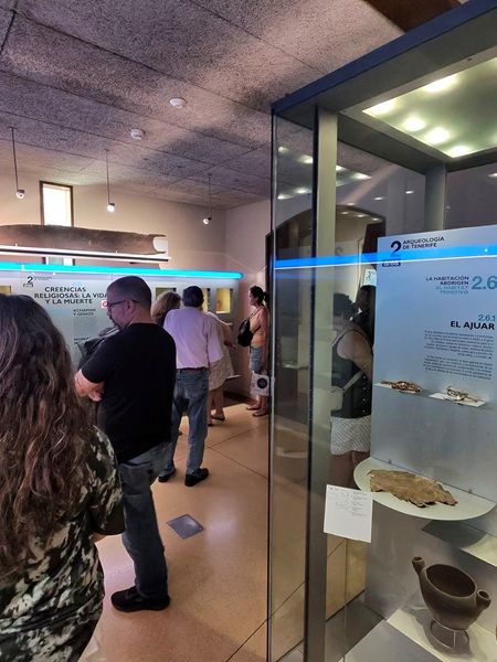 Una mirada al pasado. El MUNA celebra el Día Internacional de la Arqueología con una visita guiada por sus salas.